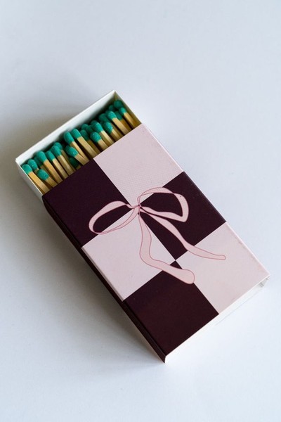 Checkerboard Bow Matchbox from Studio Dine