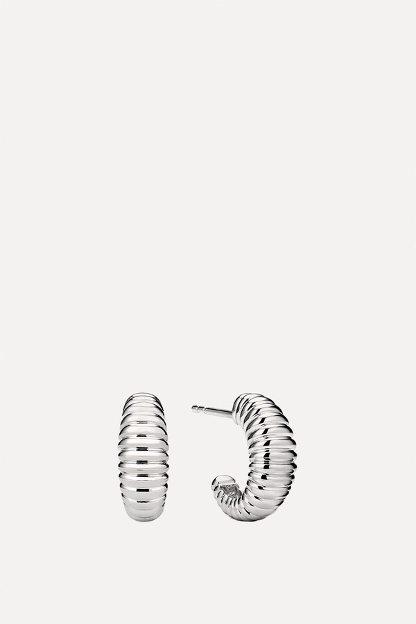 Dôme Texture Small Hoops from Mejuri 