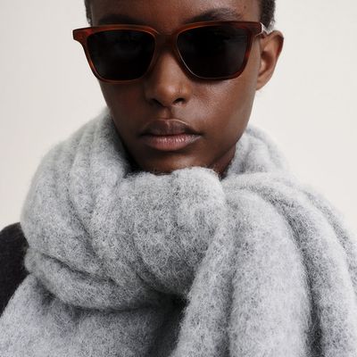 Cosy Scarves To Wrap Up In This Winter