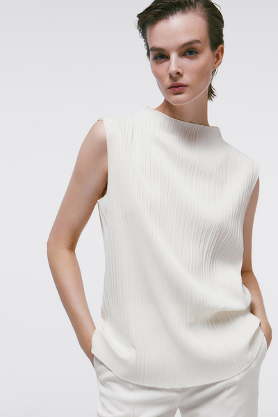 Sleeveless Pleated Top