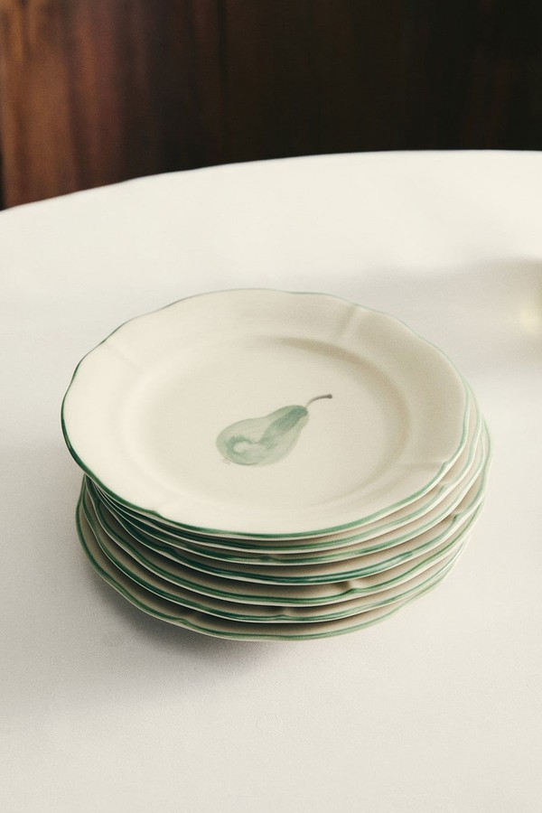 Hand-Painted Stoneware Starter Plate from H&M