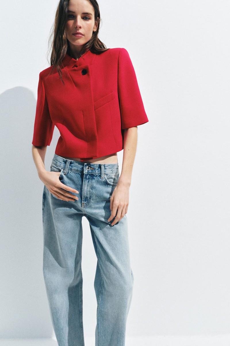 Cropped Short Sleeve Blazer