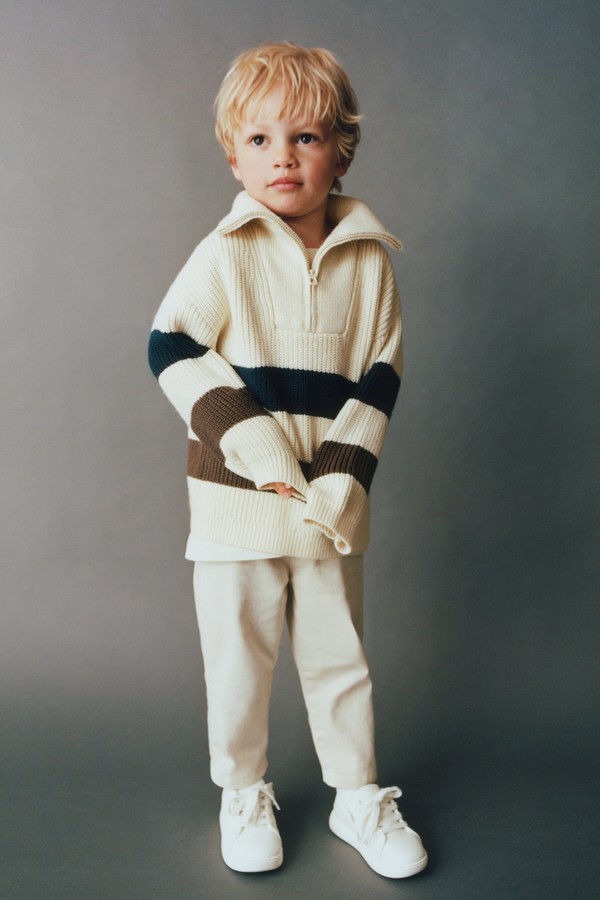 ZIPPED SWEATER WITH STRIPES