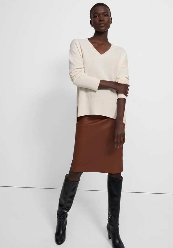 Karenia V-Neck Sweater In Cashmere