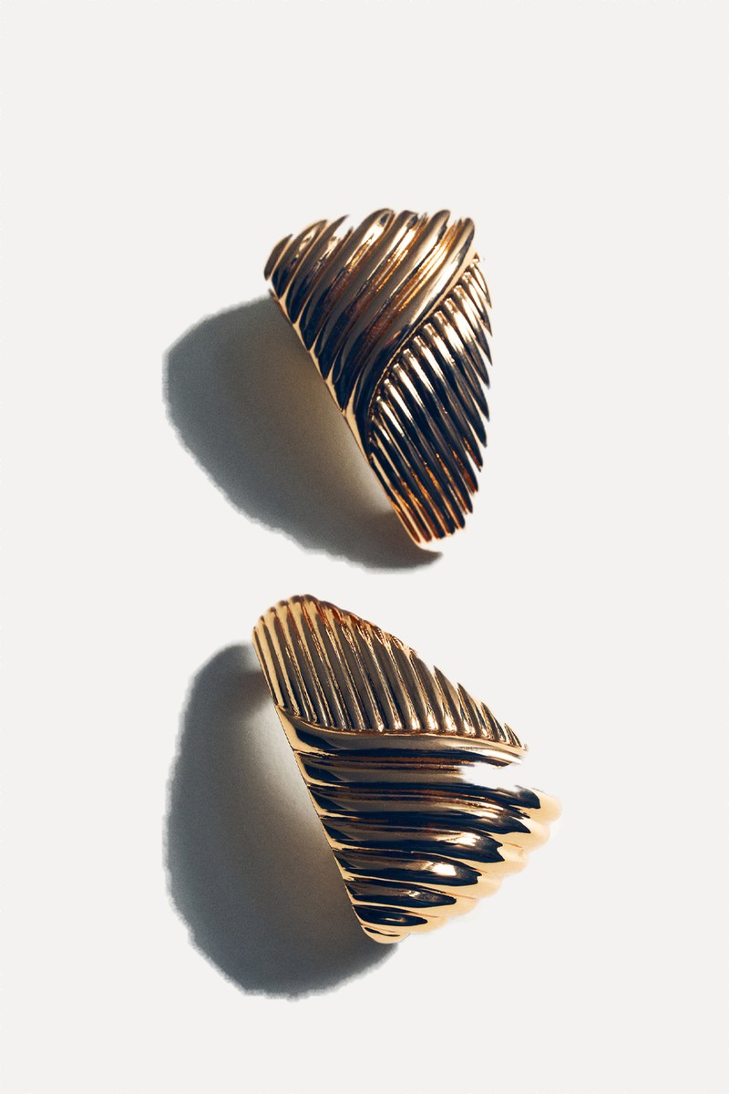 Embossed Triangular Earrings