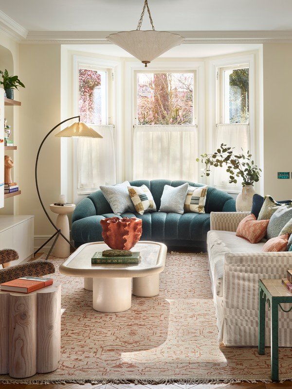 Tour A Characterful Kensington Townhouse