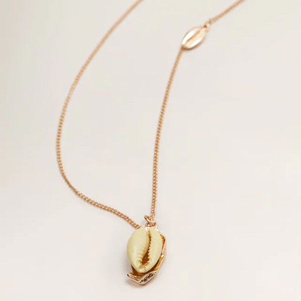 Shell Pendant Necklace from Mango