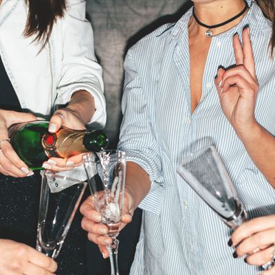 SL’s Guide To Office Christmas Party Etiquette