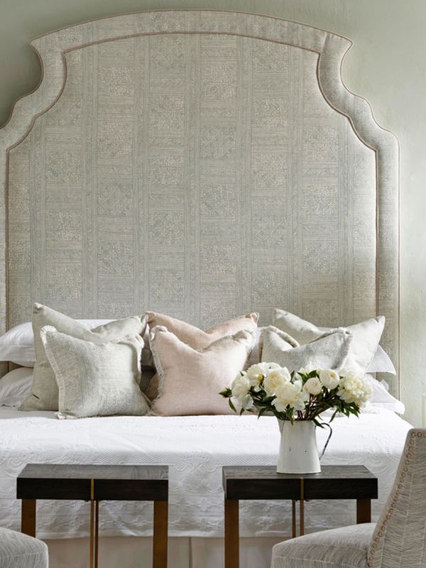 Expert Tips For Designing A Headboard
