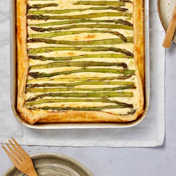 Leek & Asparagus Traybake Tart