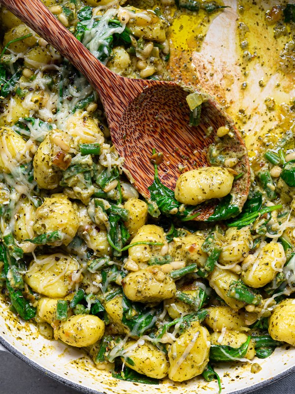 Creamy Pesto Gnocchi Bake 