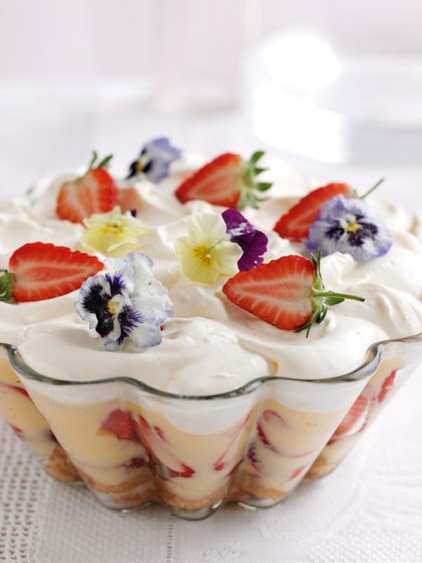 8 Trifle Tips To Try Over The Jubilee Bank Holiday Weekend