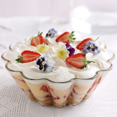 8 Trifle Tips To Try Over The Jubilee Bank Holiday Weekend