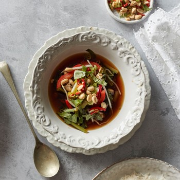 Asian-Style Mushroom & Vegetable Broth