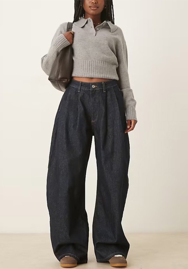 Oversized Horseshoe Jeans*