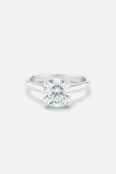 DB Classic Round Brilliant Diamond Ring