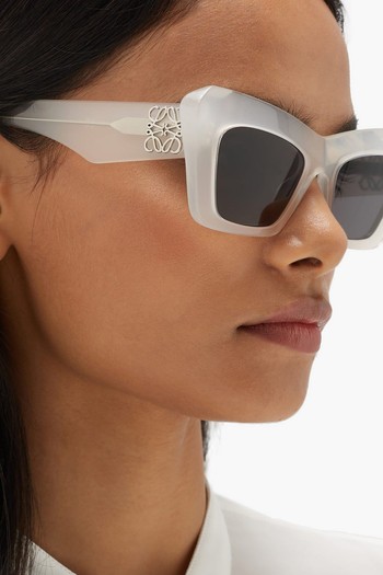 Anagram-Logo Cat-Eye Acetate Sunglasses, £290 | Loewe Eyewear