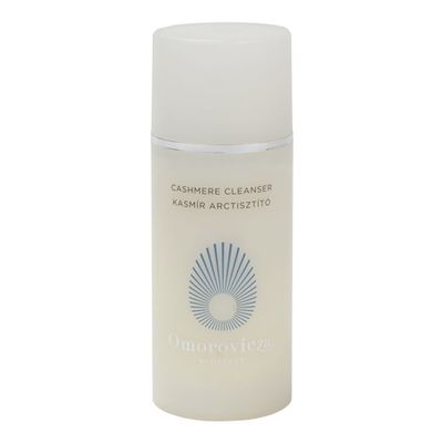 Cashmere Cleanser from Omorovizca