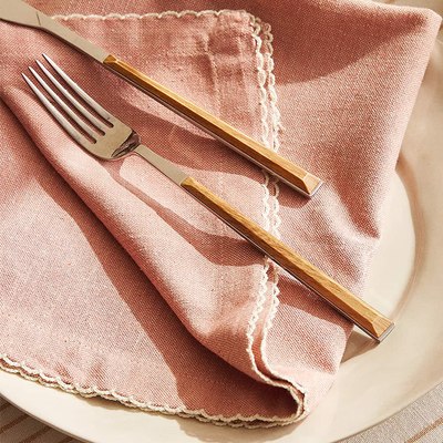 Napkins With Scalloped Edge, £9.99 | Zara