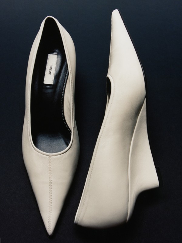The Round Up: Wedge Mules