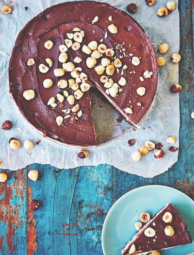 Raw Chocolate & Berry Vegan Cheesecake