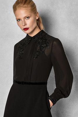 Embellished Dress With Collar