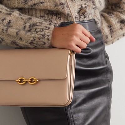 23 Classic Crossbody Bags