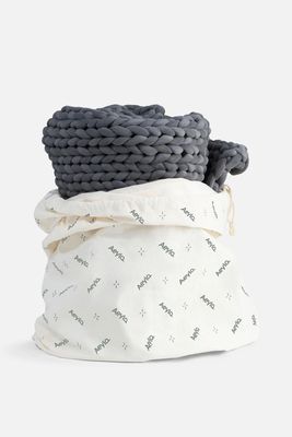 The Chunky Weighted Blanket from Aeyla