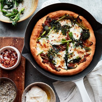 Broccoli Rabe Pizza With Caramalised Onions & Burrata