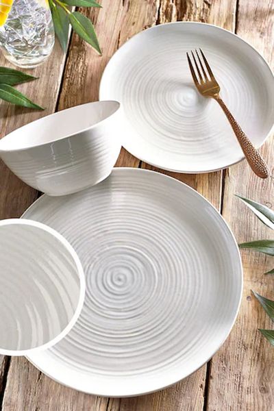 Set of 4 Kya Dinnerware Side Plates