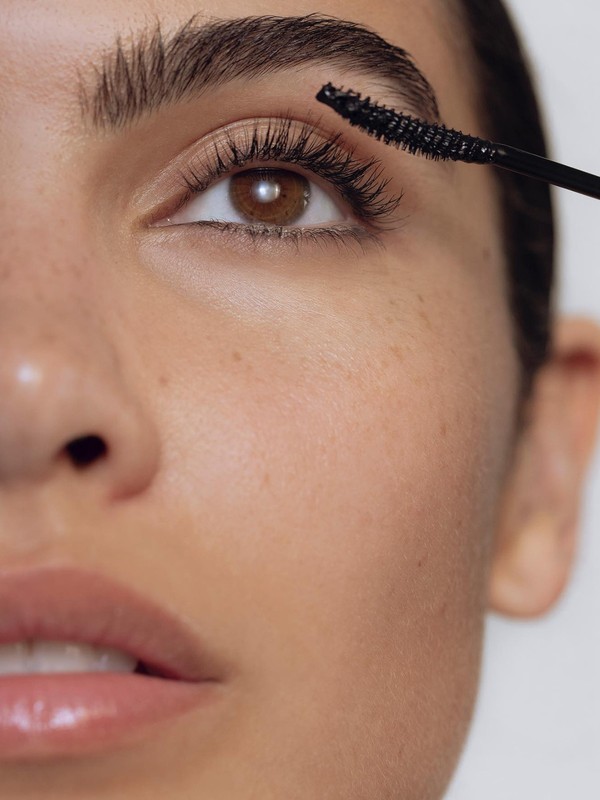 The Best Foolproof Mascaras For Sensitive Eyes