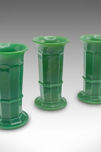  Set Of 3 Vintage 1930's English Glass Flower Vases from Pamono