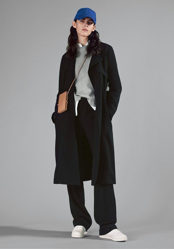Oaklane Trench Coat in Admiral Crepe