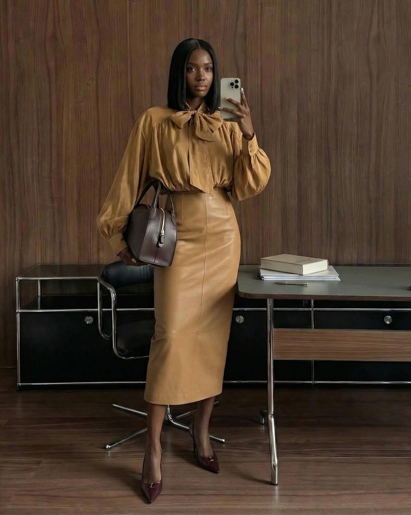 My favourite office ‘fit from this week✨

Shirt, Saint Laurent
Skirt, Khaite 
Shoes, Saint Laurent
Bag, Victoria Beckham 

The image was generated using AI tools.