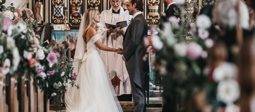 Me & My Wedding: A Traditional, Seaside Celebration