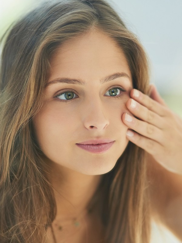 5 Ways To Ditch Your Face Wipes For Good