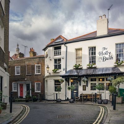 19 Of The Cosiest Pubs In London 