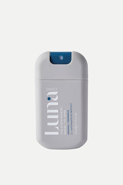 The Mini Everywhere Spray-To-Wipe Original from Luna Daily