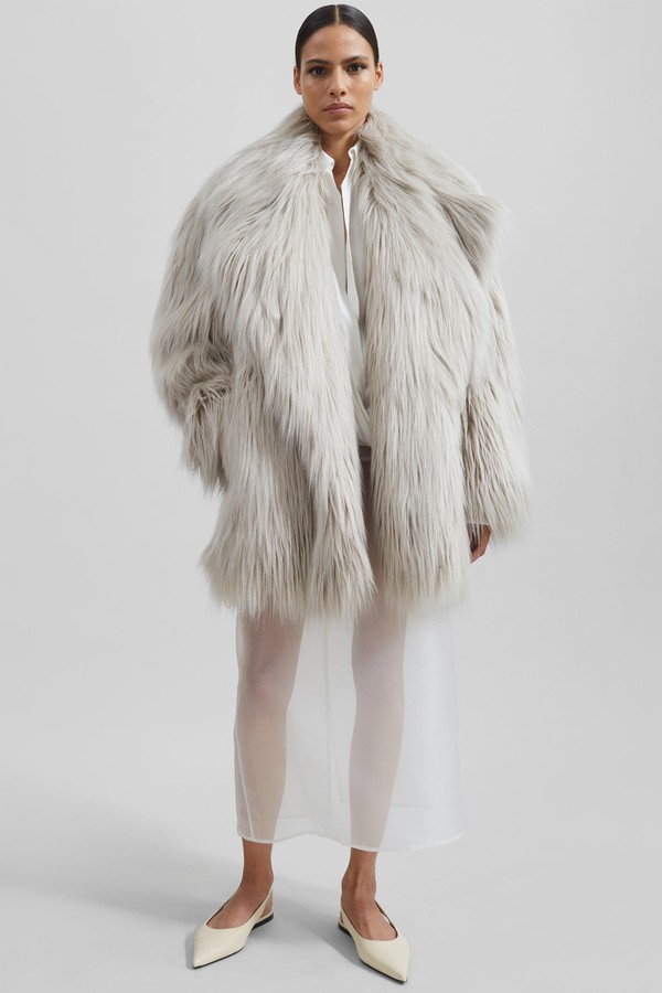 Liza Short Faux Fur Coat Grey Wilmary from The Frankie Shop