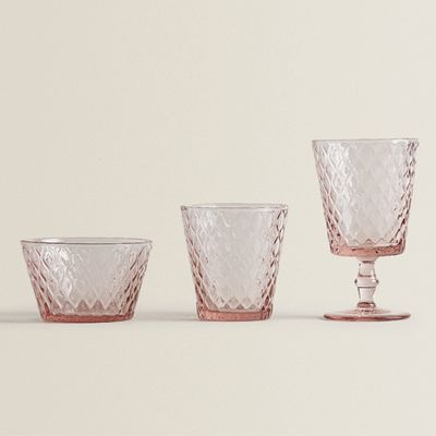 Honeycomb-Effect Glassware