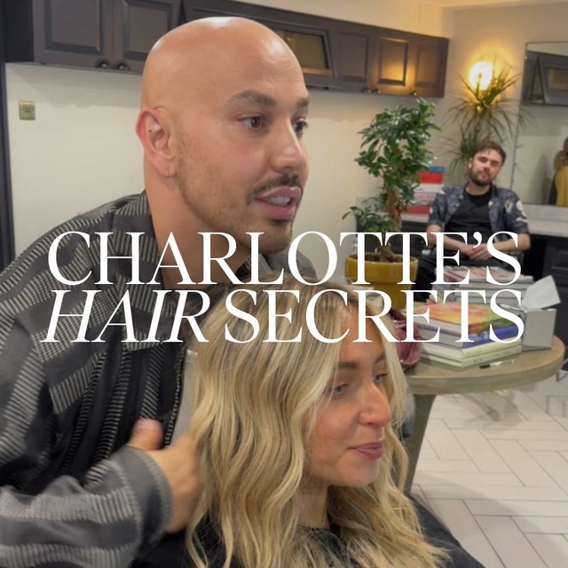 AD Ever wanted to know the secret to @charlotteleahcollins’ beachy waves? Watch on to see her @ker