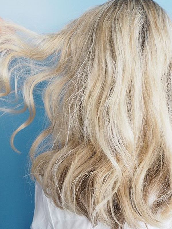 How To Fight Frizz, According To The Experts