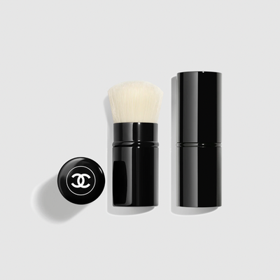 Pinceau Kabuki Retractable No. 108 from Chanel