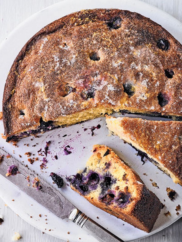 Blueberry & Lemon Drizzle Cake