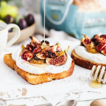 Stewed Autumn Fruit Toast