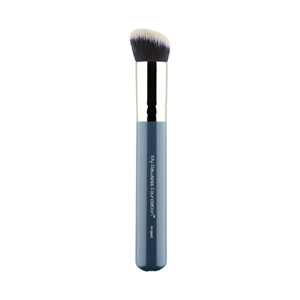 0.7 My Flawless Foundation Angled Brush from MYKITCO