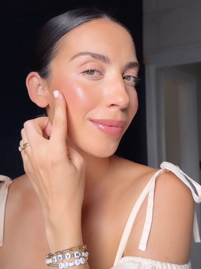 6 Easy Ways To Take Your Make-Up From Day To Night