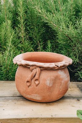 Italian Terracotta Sack Pot, £27 | Burford Garden Co