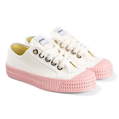 White & Pink Star Master Teen Trainers from Novesta