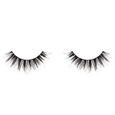 Samantha Lashes from Huda Beauty